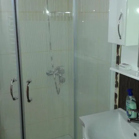 Premija شقة زلاتيبور